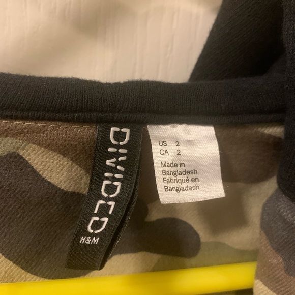 H&M Camo Full Zip Hoodie Jacket - Picture 4 of 4